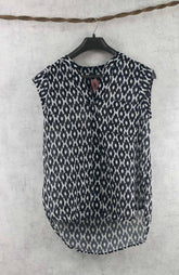Mauncess women tops